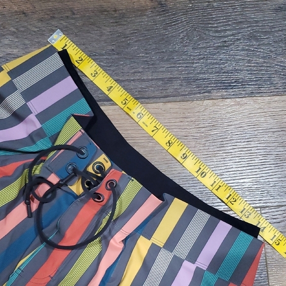 Lululemon Athletica Pink and Blue Board Shorts Vibrant Swimwear - Picture 3 of 9